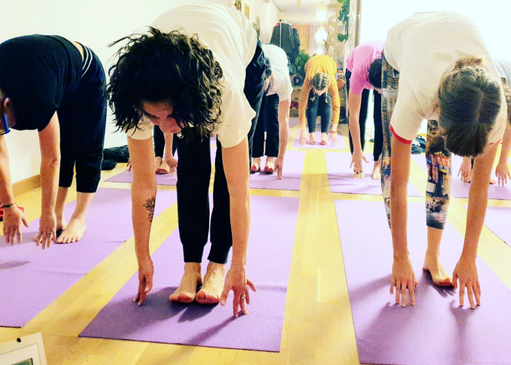 yoga-corsi-padova-niyan-centro-meditazione-ponte-di-brenta-tappetini-lilla